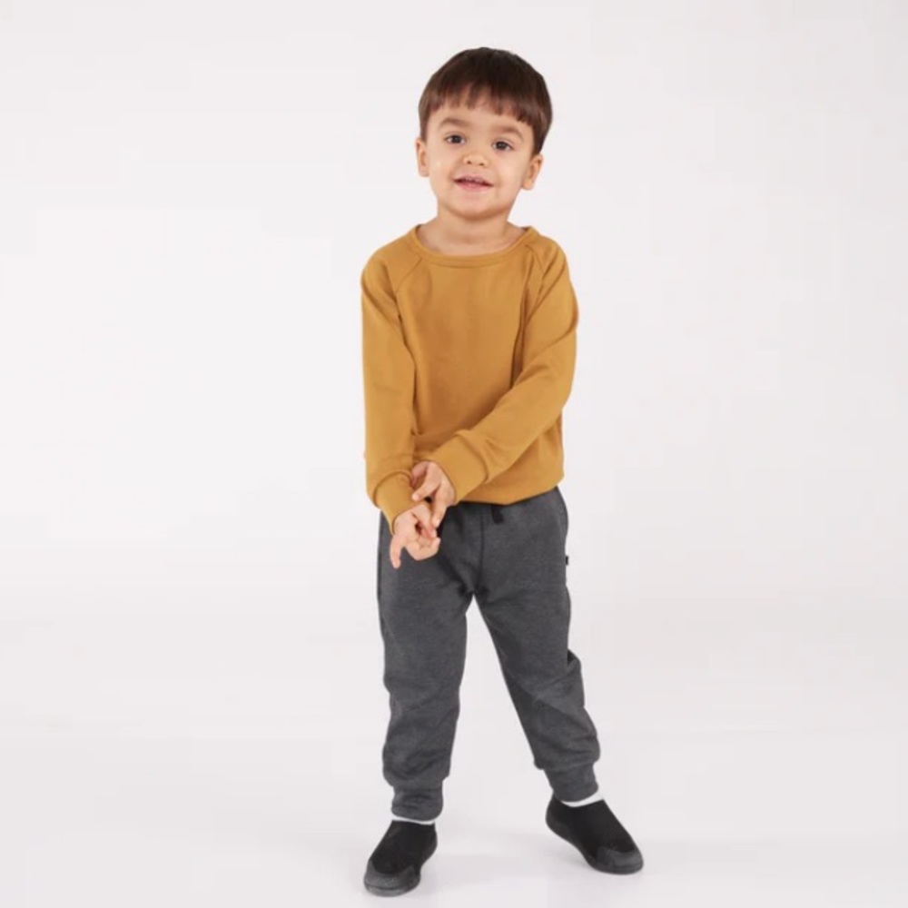 Black sweat pants sz 1-2 yrs